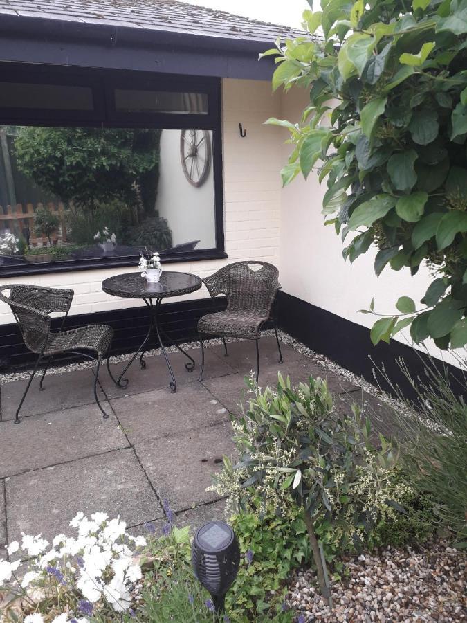 Long Melford Accommodation, Old Stables Exterior foto
